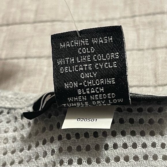 Lane Bryant Solid Grey Tank Top Size 26/28 - Picture 3 of 7